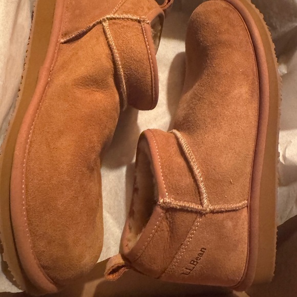 L.L. Bean Women’s Wicked Good Slipper Ankle Boots, Brown, Size 10 - Picture 2 of 5